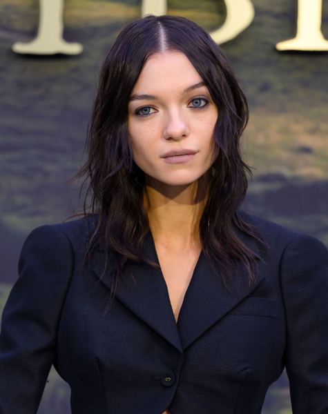 winter 2026 hair trends black cherry hair color